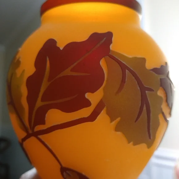 Vintage Chinese Peking Glass Vase